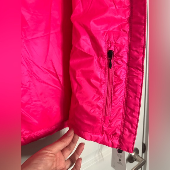 Calvin Klein Performance neon pink cropped puffer Medium NWT - Picture 3 of 9